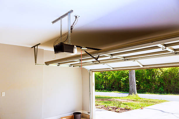 Top rated local Garage Door Roller Replacement specialists in Webster Groves, MO